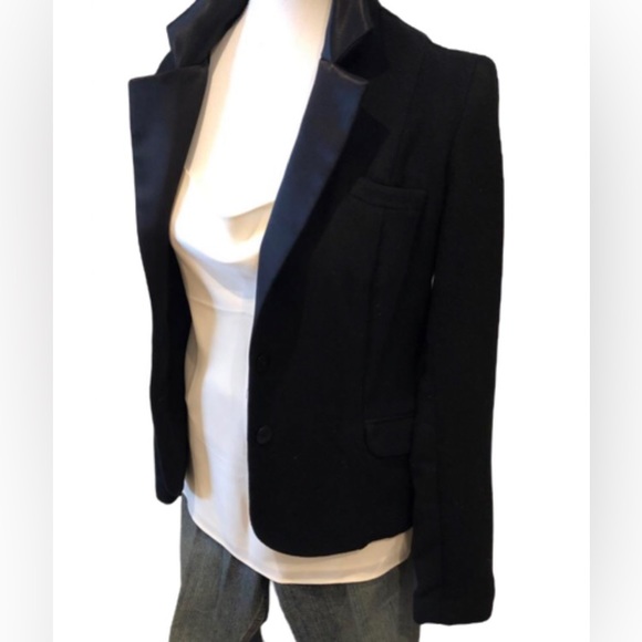 J Brand Finley Spaghetti Strap Cream color Silk Cami Size M - Picture 5 of 14